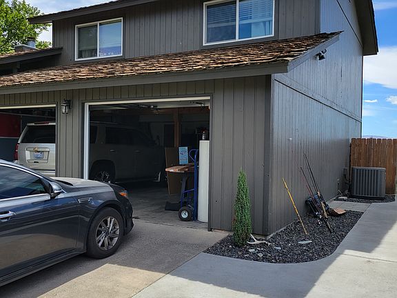 3rd image of 4702 Mojave Dr