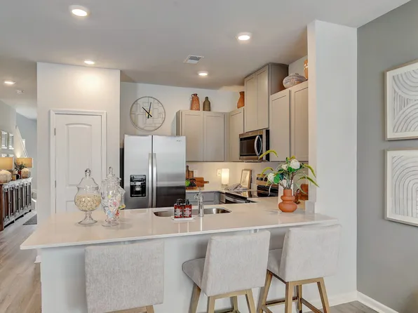 2264 Harlequin Point, Lebanon, TN 37090