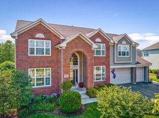 2966 Shamrock Dr, Elgin, IL 60124