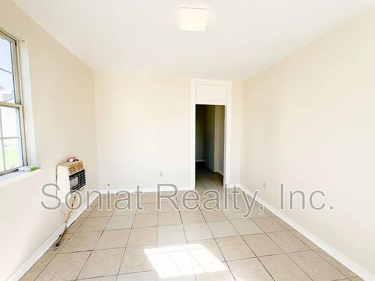 2215 N Galvez St — Photo 2