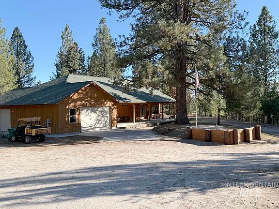 2nd image of 7 Carey Way