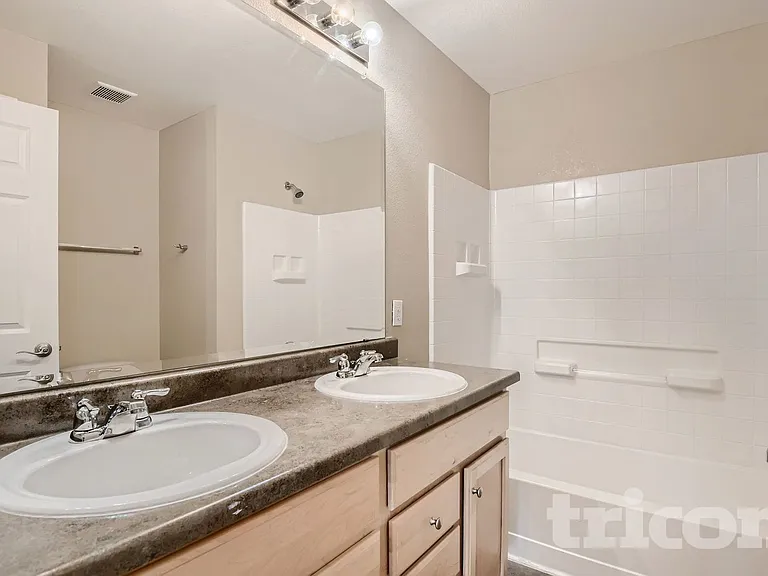 2172 Willow Ct — Photo 13