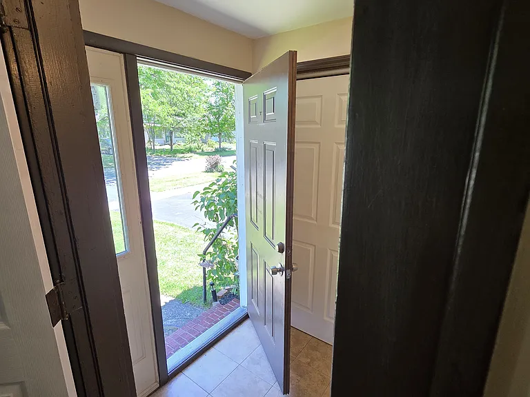 76 Wendhurst Dr #76 — Photo 3