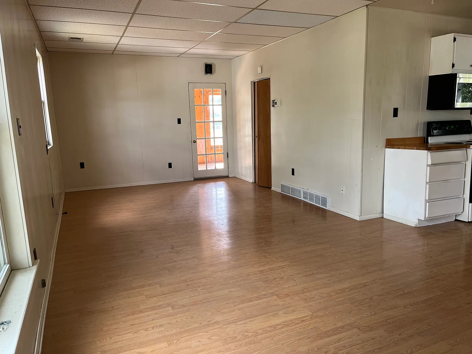 2 bed, 1474 sqft, $1,500 — Photo 2
