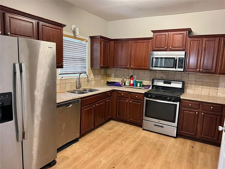 13 Burns View Ct #32G — Photo 3