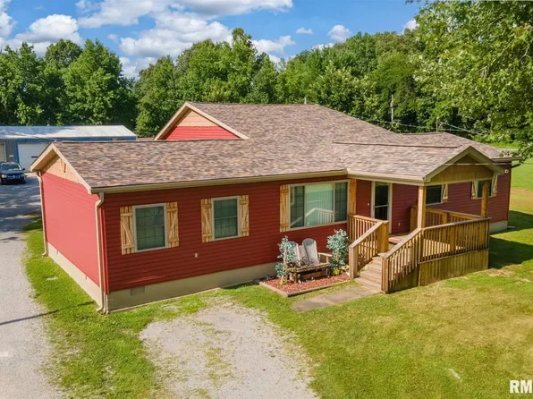 13585 Lawrence Rd, West Frankfort, IL 62896