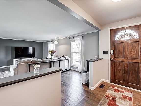 5th image of 5550 Clagston Ct