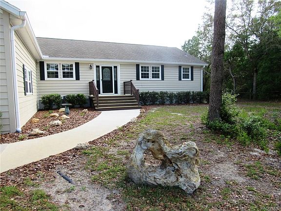 3rd image of 11552 W Checkerberry Dr
