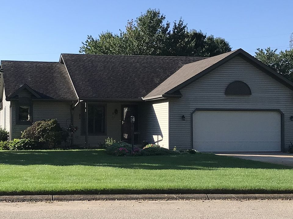 1st image of 22770 Springwood Dr