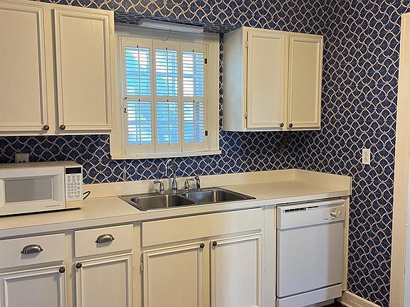 4th image of 3013 22nd St #3013