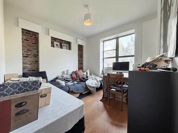 246 Pacific Street image 2 of 6