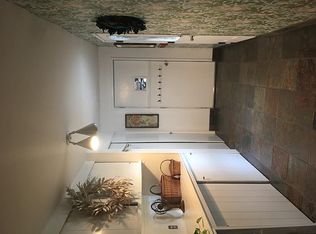 95 Llewellyn Dr, Westfield, MA 01085