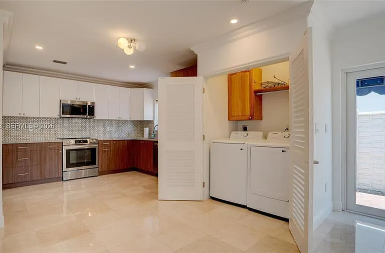500 SW 51st Ct #1 — Photo 50