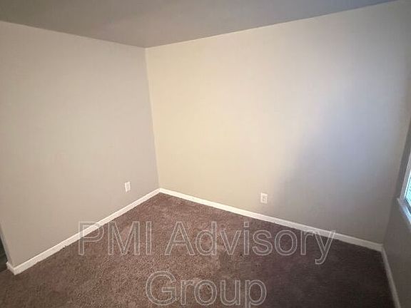 3rd image of 3210 SE Colorado Ave