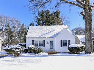 430 Mount Vernon St, Dedham, MA 02026