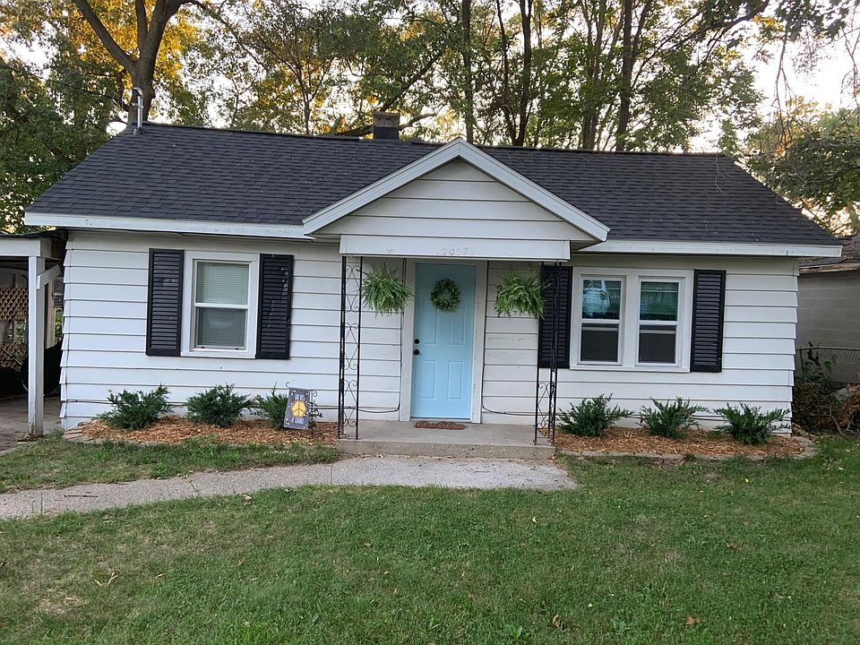 Front of house
