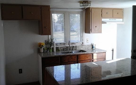 2nd image of 2103 Belmont Ave