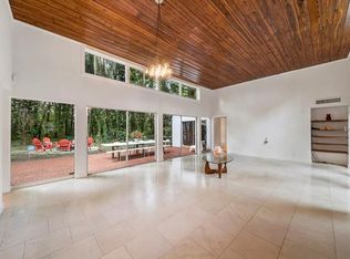 2504 Alvarez Rd, Tampa, FL 33618