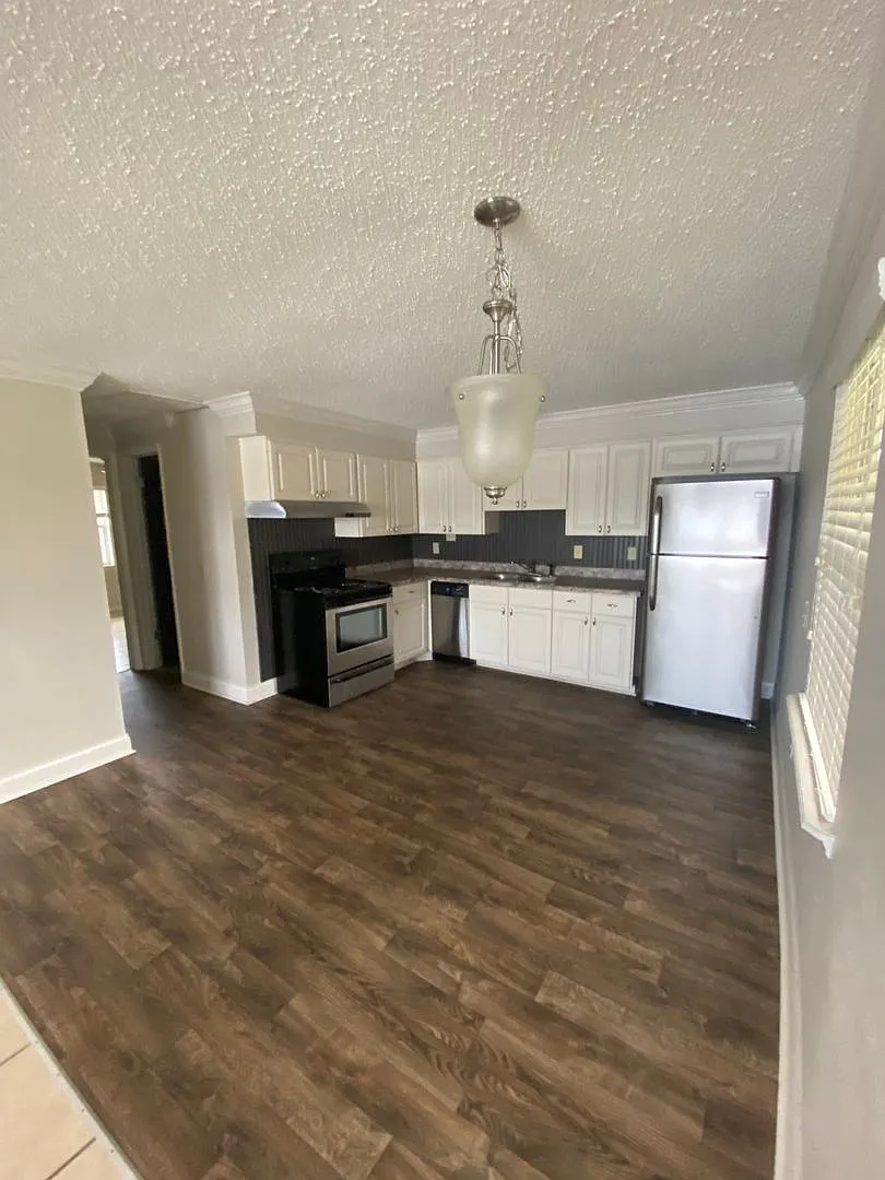 Lake Silver Apartments — Photo 2