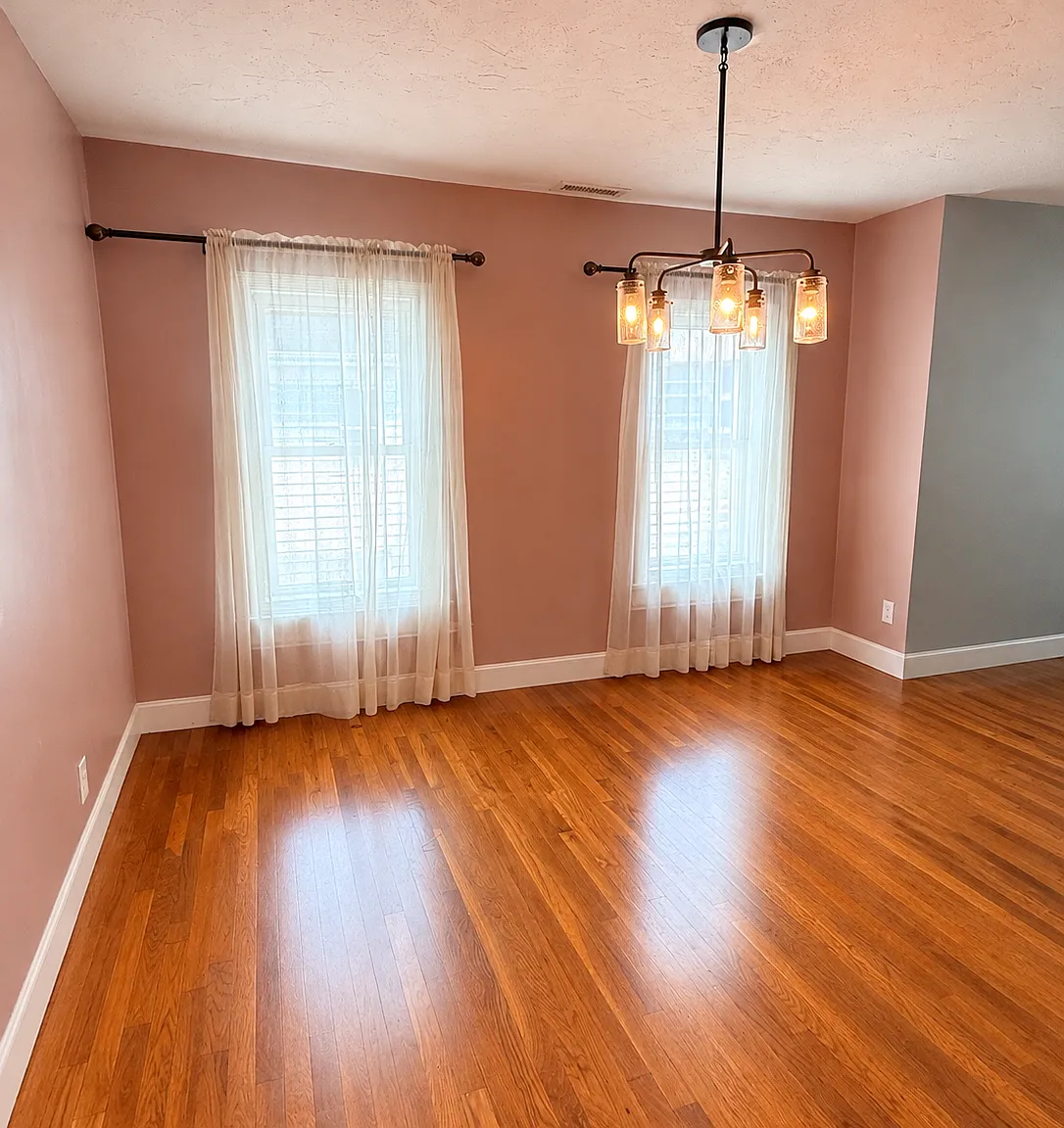 3 bed, 1975 sqft, $3,600 — Photo 4