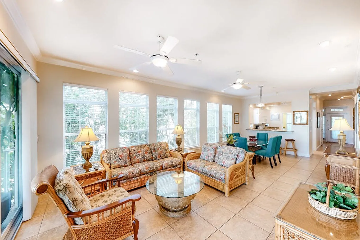 2 bed, 2.0 bath, 1388 sqft, $5,175 — Photo 1