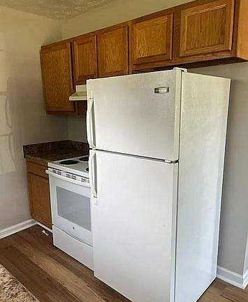 2nd image of 3800 Duffy Ct APT B