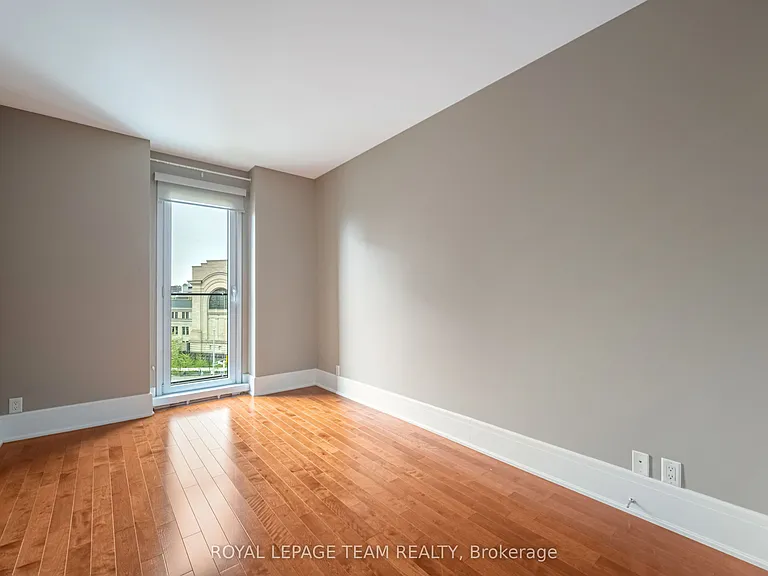 700 Sussex Dr #601 — Photo 12