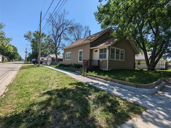 2547 Des Moines St, Des Moines, IA 50317