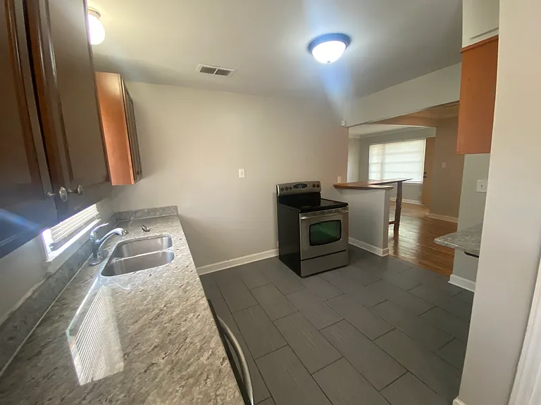 4621 Boyce Rd — Photo 16