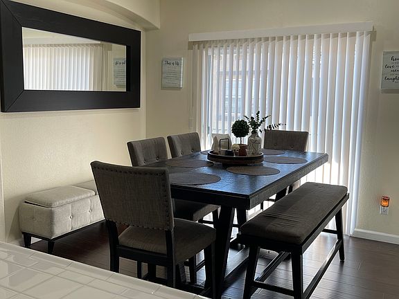 4th image of 6373 Avenida De Las Vistas Unit 1