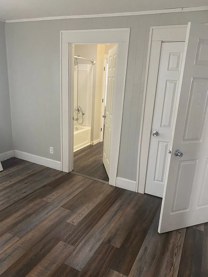 Two Bedroom Home close to Ball State Campus — Photo 4