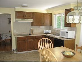 4th image of 3718 Maplehurst Dr