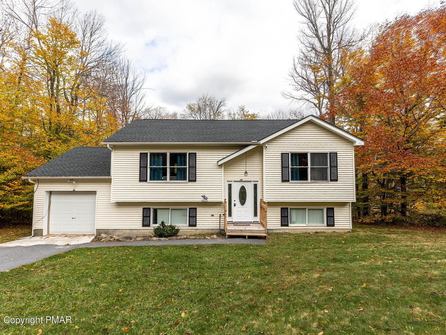 3630 Cedar Ln, Tobyhanna, PA 18466 | Zillow