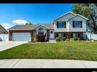 542 W Chappel Valley Loop, Lehi, UT 84043