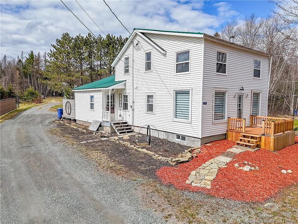 1st image of 535 Main St