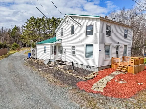 535 Main St, Doaktown, NB E9C 1W9