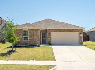 1508 Sawyer Dr, Aubrey, TX 76227