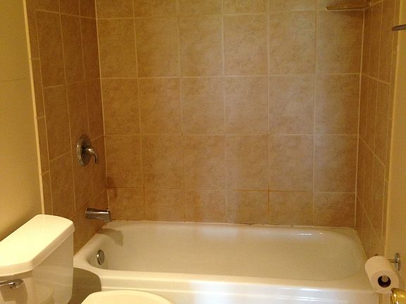 4th image of 10711 5th Avenue Cut Off APT 411