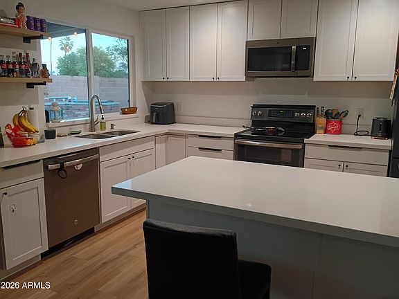 5th image of 2250 E KATHLEEN Road