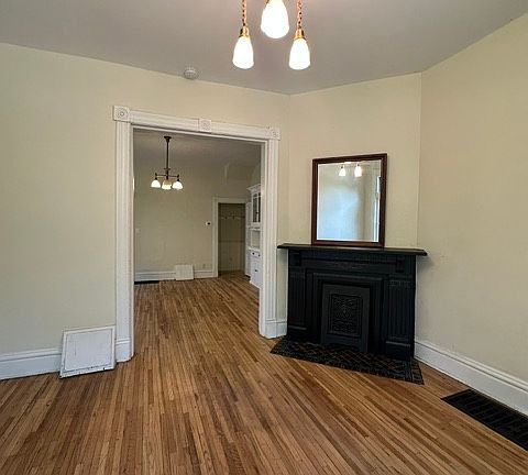 4th image of 632 Bates Ave #634
