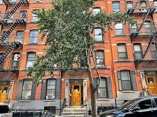 1st image of 212 E 88th St APT 4B