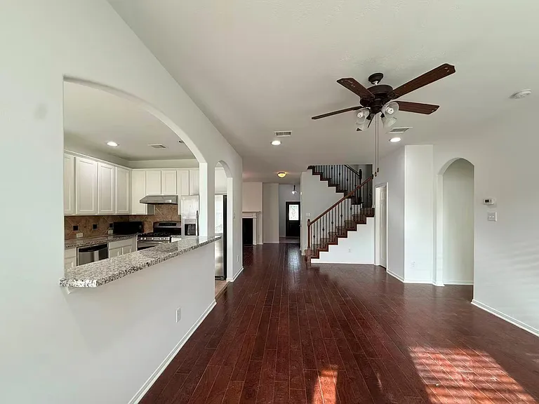 2814 Ridgeglen Ln — Photo 16