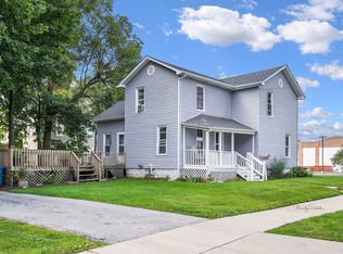568 Plum St, Aurora, IL