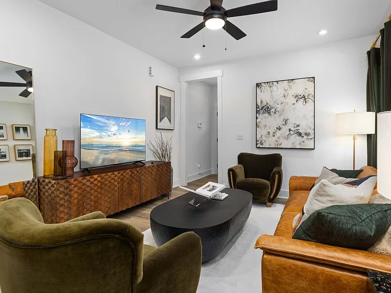 Abode Hargett — Photo 35