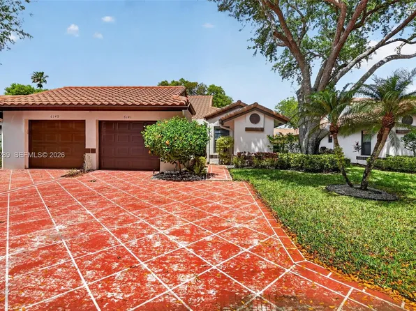 6141 Sunny Pointe Cir, Delray Beach, FL 33484