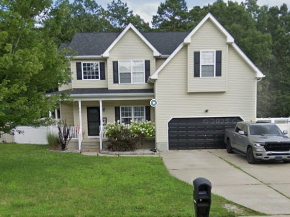 418 Ebony Tree Ave
