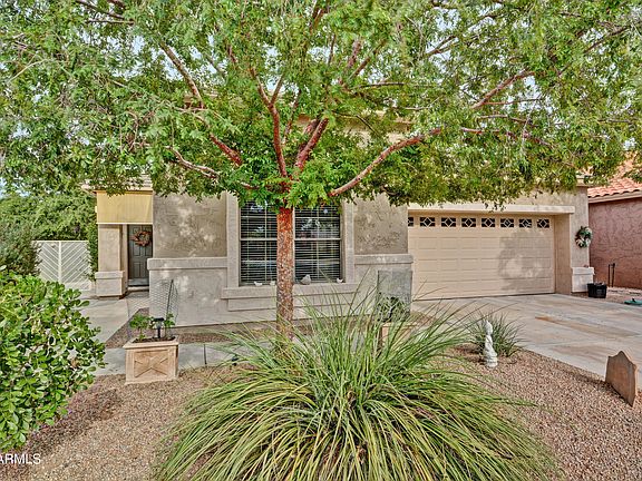3rd image of 18445 N Carefree Cir