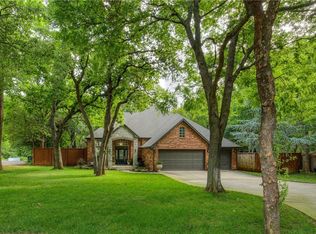 686 Chippingham Ln, Blanchard, OK 73010