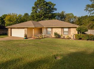 16872 Overland Stage Dr, Tyler, TX 75703