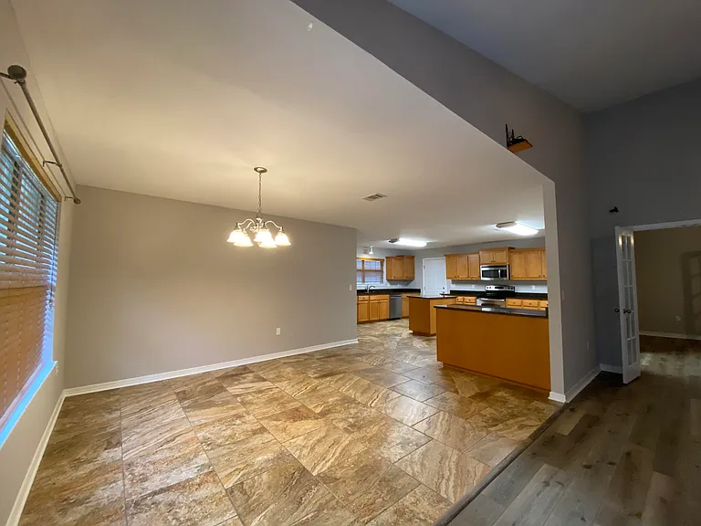 1810 Twin Pine Blvd — Photo 9